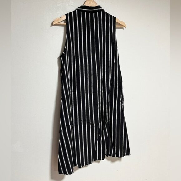 Stradivarius Sleeveless Button-Down Shirt Dress – Black/White Stripes – Medium - Picture 10 of 11